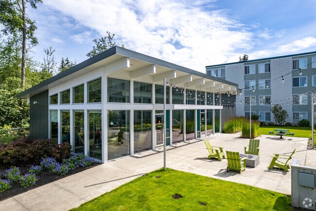 Exterior Leasing Office - Olympic Park Apartments