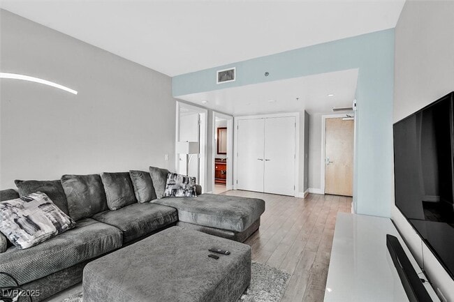 Photo - 2700 S Las Vegas Blvd Unidad 3407