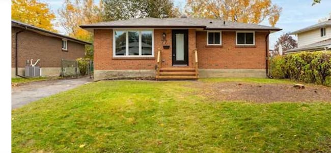 Photo - 77 Claymore Cres Unité Upperlevel