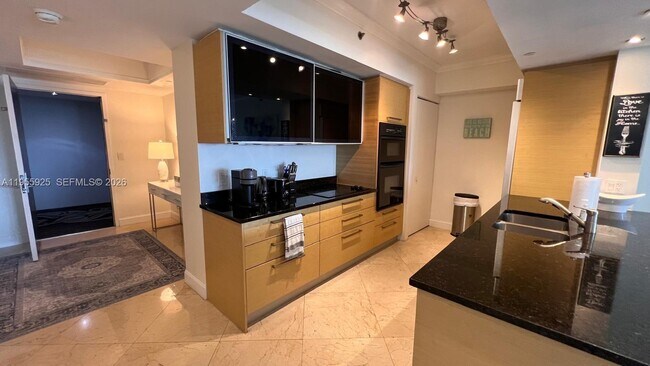 Photo - 1830 S Ocean Dr Unidad 2204