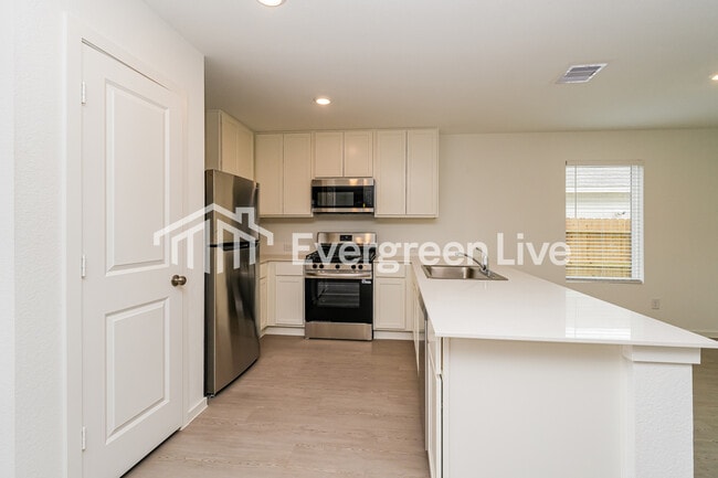 Photo - 442 Southern Magnolia Wy