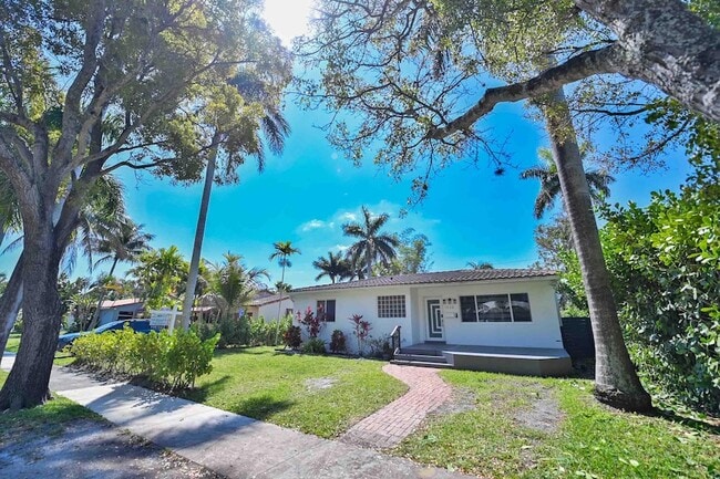 Photo - 1532 Fletcher St