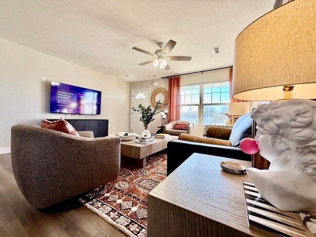 Photo - 224 Taylor Dr