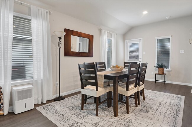 Photo - 1329 Mount Blanc Path