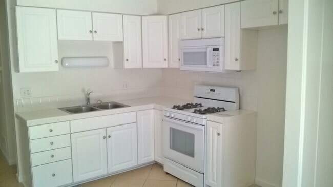 Photo - 1777 Mitchell Ave Unidad 80