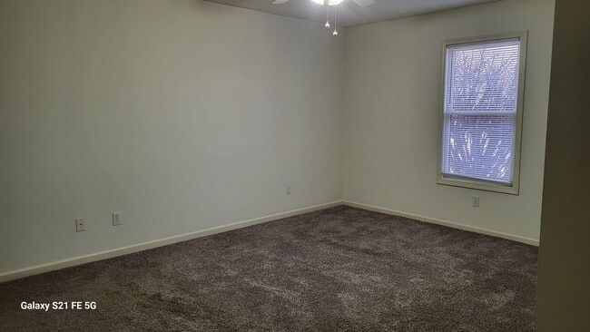 Master Bedroom - 315 Hutchinson Ave