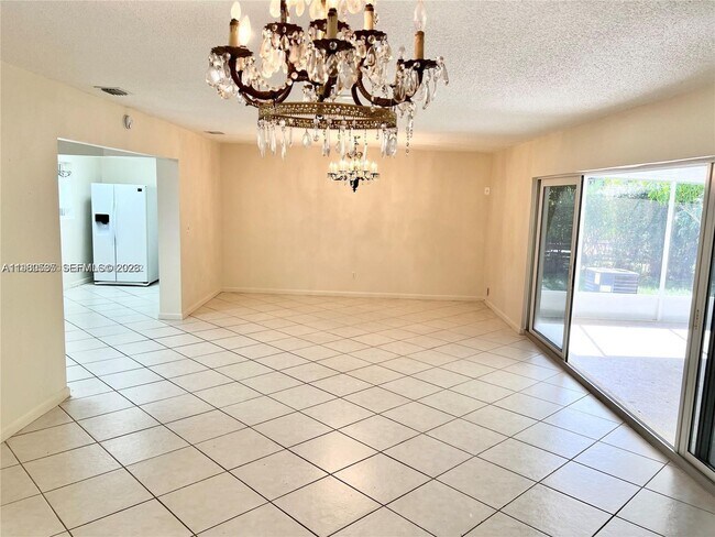 Photo - 1431 Miller Rd