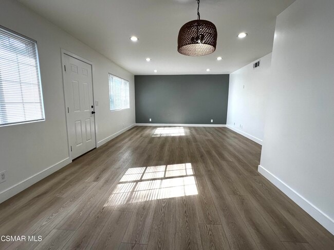 Photo - 2002 Calle La Sombra