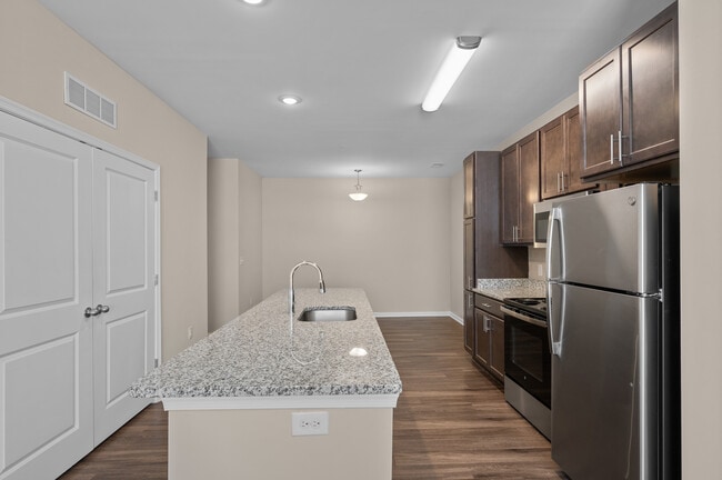 Photo - Arbors at Williamsburg