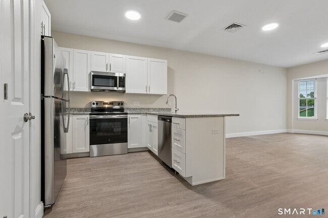 Photo - 55 Steele Blvd Unit 303