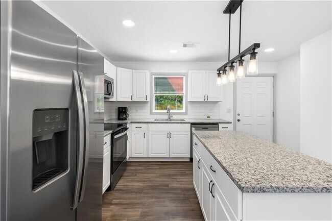 Photo - 2178 Penelope St NW