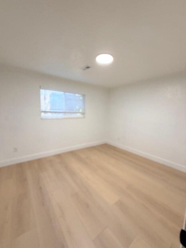 Photo - 8689 Fairoaks Cir Unit 96
