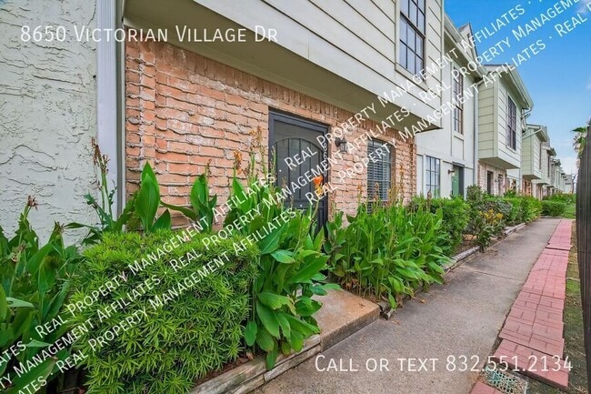 Photo - 8650 Victorian Village Dr Casa