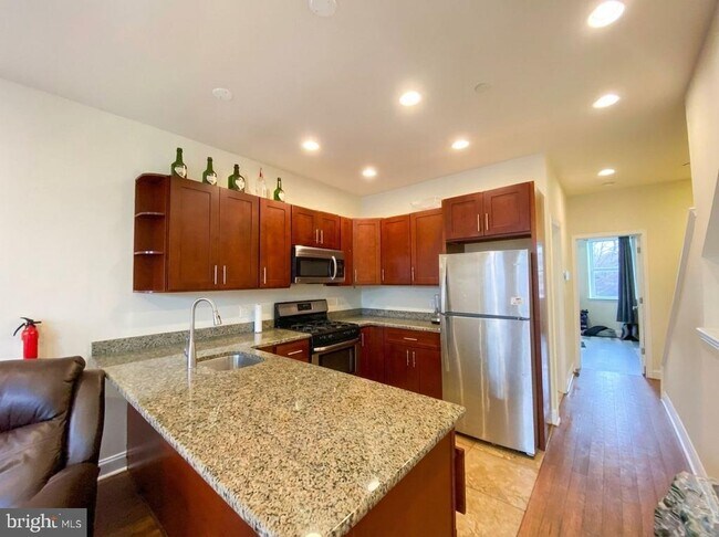 Photo - 2028 N 18th St