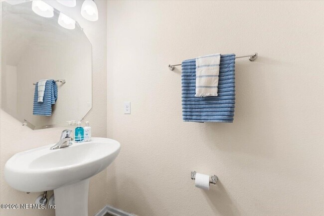 Photo - 123 Castro Ct