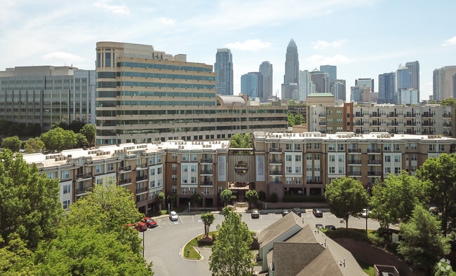 Building Photo - Flatiron West Trade