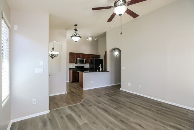 Photo - 35671 N Mirandesa Dr