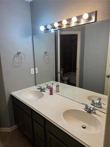Photo - 1704 Castle Creek Dr