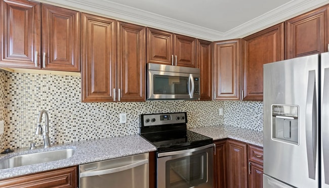Photo - 539 Florida Ave NW