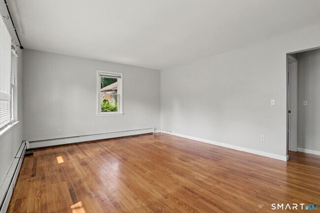 115 Forestview Rd