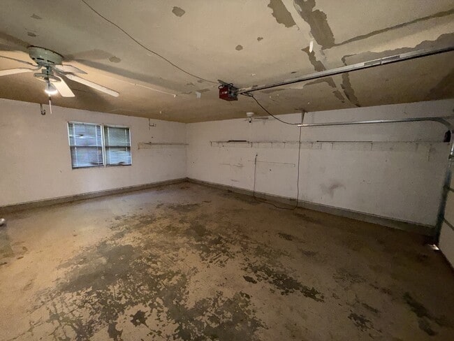 Photo - 144 Cecilianna Dr