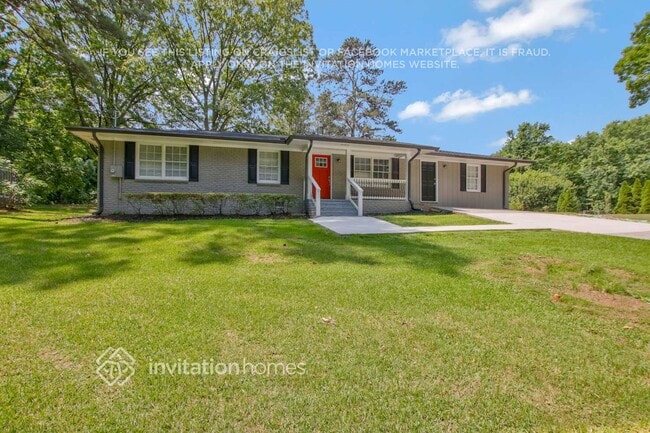 Photo - 1665 Elmwood Dr