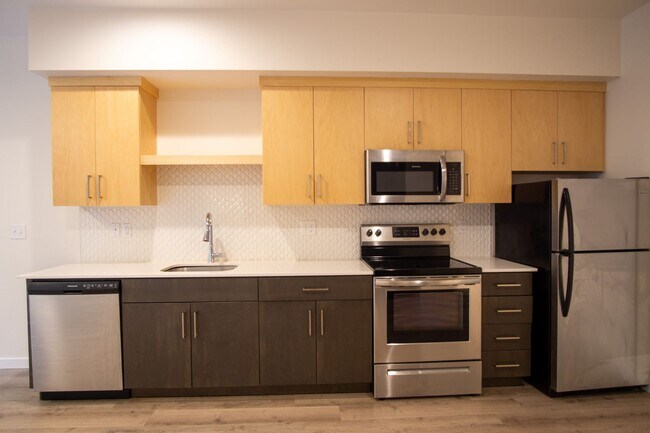 Photo - Spacious 1 Bedroom + Office with Luxe Finishes! Unidad 103