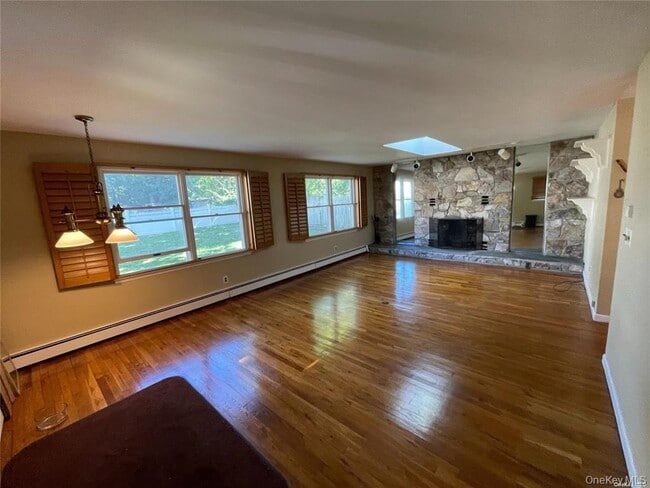 Photo - 217 Greeley Ave