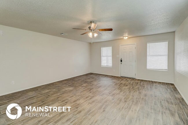 Photo - 260 Ariel Ln