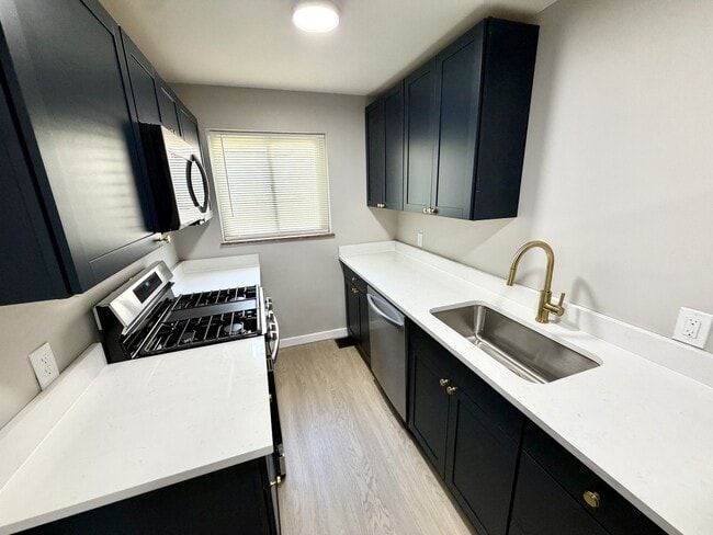 Photo - 745 Wilbud Dr