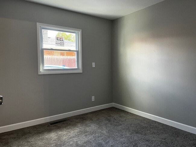 Photo - 378 Pineview Dr
