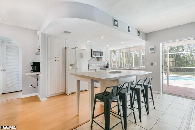 Photo - 922 SE 25th Ln