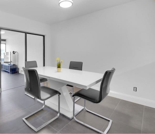 Building Photo - 525 W 69th St Rental