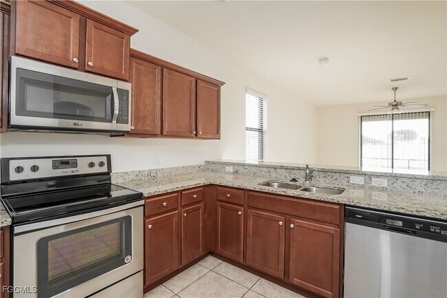 Photo - 2141 SW 3rd Pl