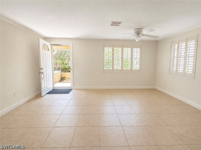 Photo - 4938 West Blvd Unidad 9