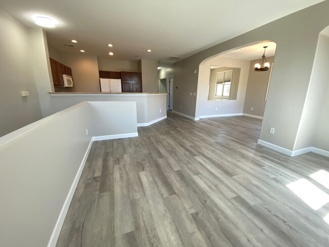 Photo - Resort-Style Living in Gilbert – 3 Bed Townhome Near SanTan Village