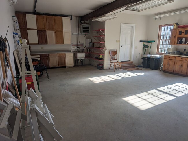 Photo - Beautiful 2 Bedroom House