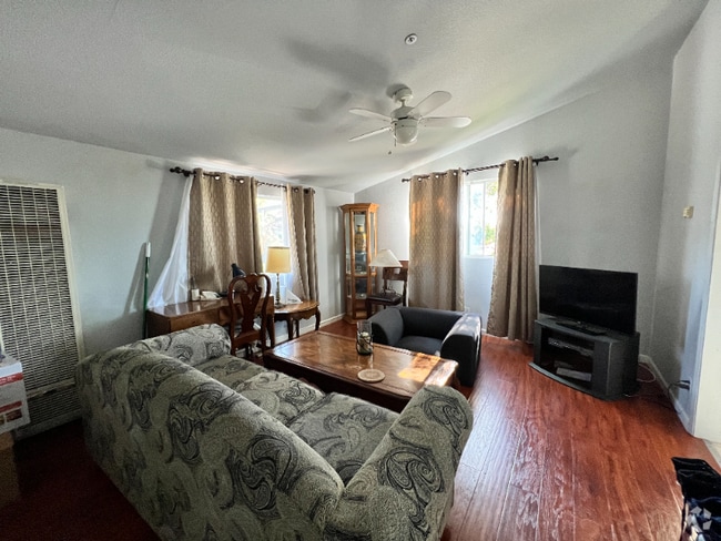 Building Photo - 97 E Duane Ave Rental