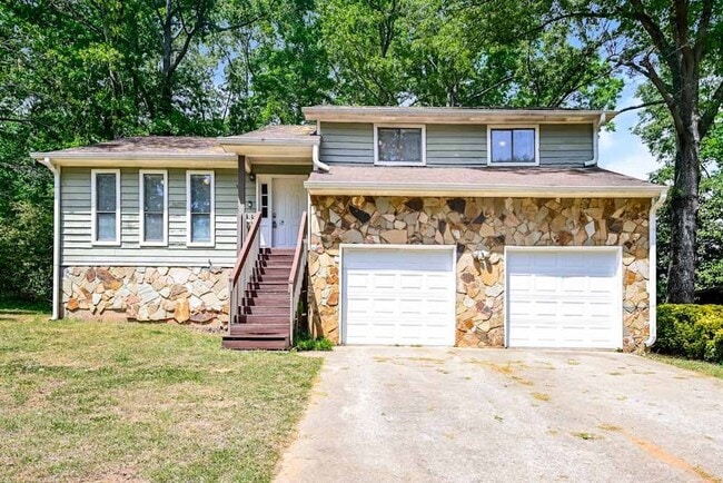 Building Photo - 4687 Dogwood Farms Dr