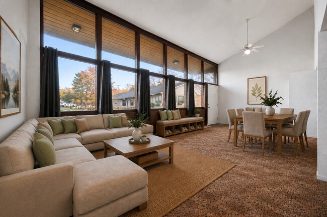 Earl’s Point Condominiums
