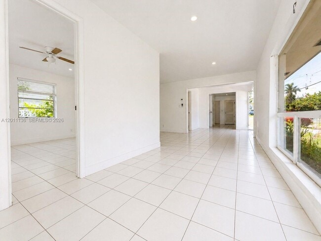 Photo - 400 SE 14th St