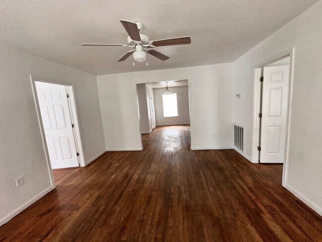 Photo - Conveniently located- Water and Trash Included