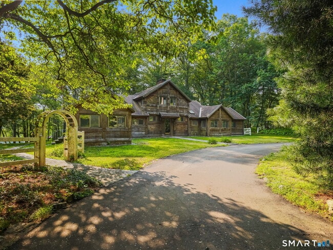 Photo - 3392 Huntington Rd