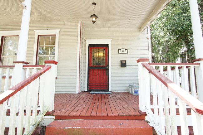Photo - 1320 N Liberty St