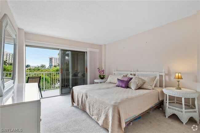 Building Photo - 1300 Gulf Shore Blvd N Unit 304 Rental