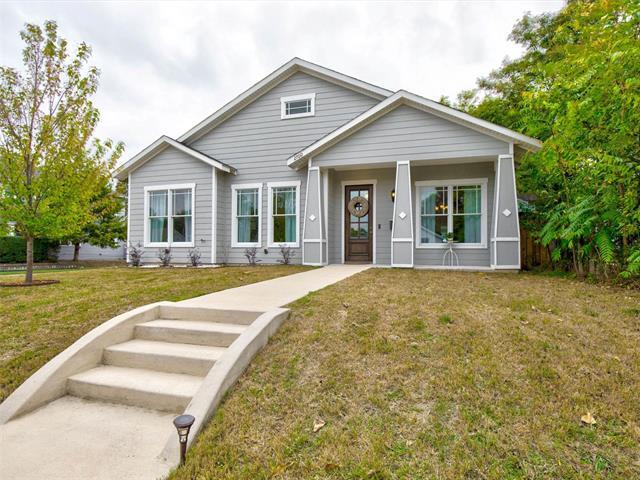 Photo - 2700 Gladstone Dr