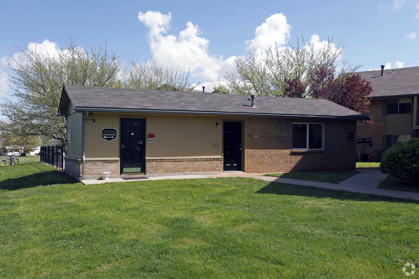 Photo - Cedar Creek Apartments