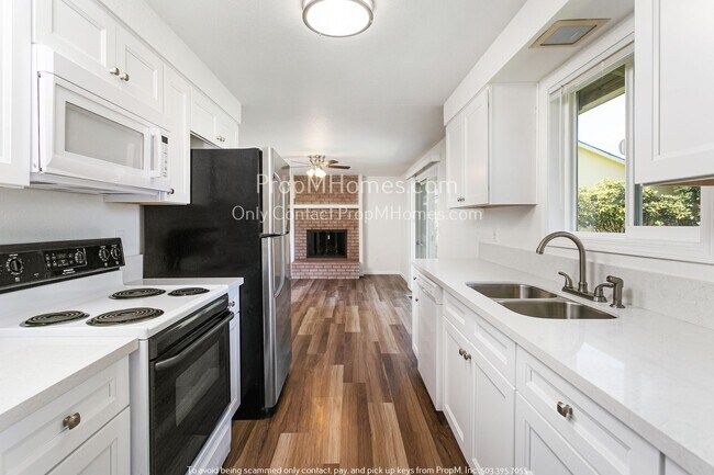 Photo - Where Charm Meets Comfort, Three Bedroom R...