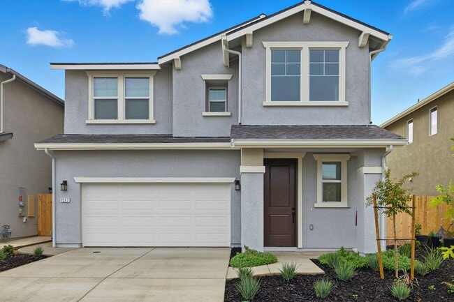 Building Photo - Brand New 4 Bedroom 3 Bathroom with solar in NW Visalia!!!