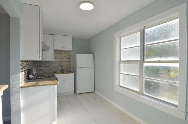 Photo - 103 Cosmos St Unidad 3